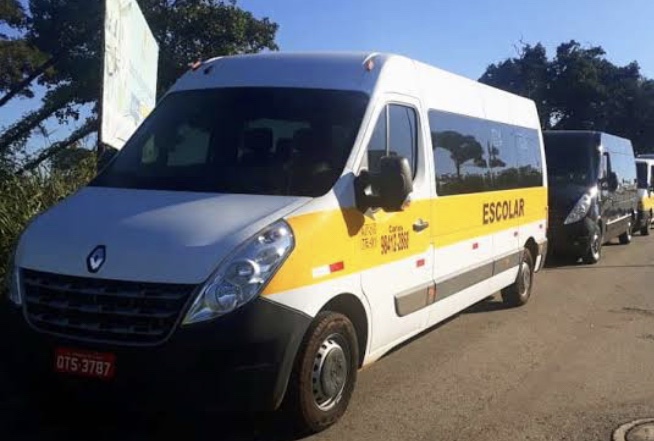 Detran vistoria transporte escolar em Catalão