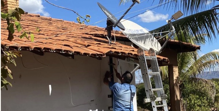 Acordo pode facilitar acesso à internet satelital em Goiás