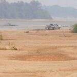 Águas do rio Araguaia somem em alguns canaisA seca no Araguaia chega ao extremo neste ano e é o retrato da combinação fatal entre o desmatamento, assoreamento, degradação de nascentes, uso irregular da água e o consequente desequilíbrio ambiental