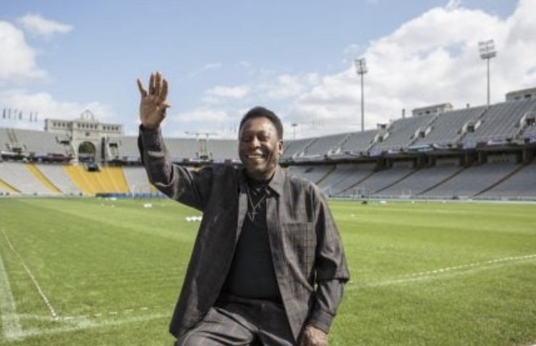 Pelé responde bem ao tratamento e quadro clínico é estável após retirada de tumor