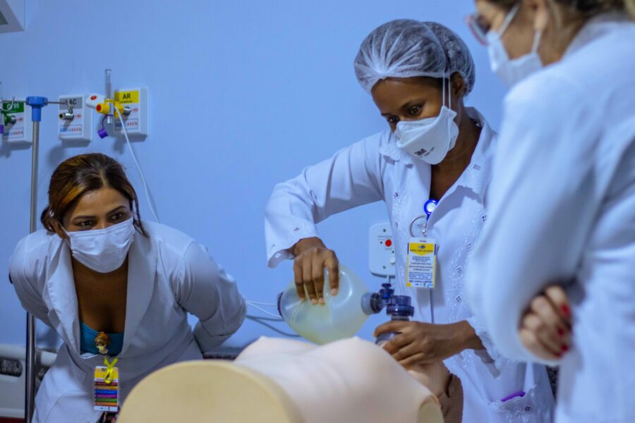 Crer capacita equipe de enfermagem sobre Suporte Básico de Vida