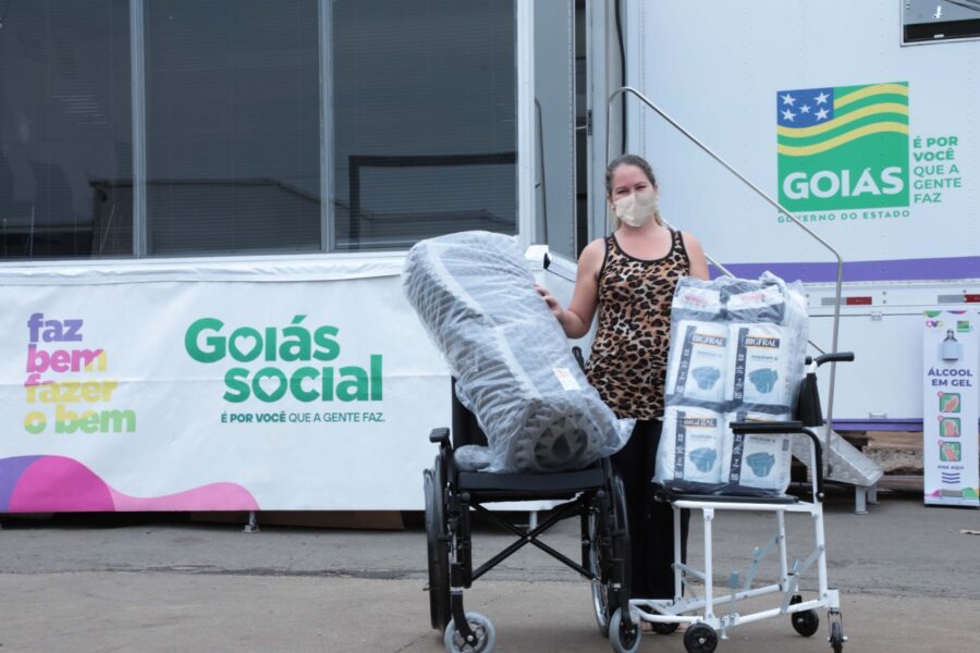 Governo leva unidade itinerante da OVG à população vulnerável de Goiás