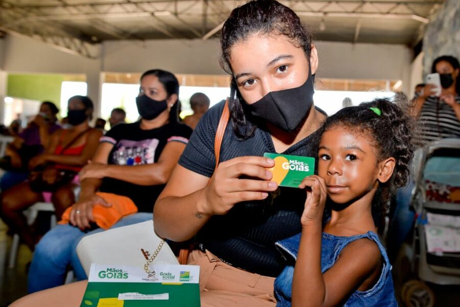 Ciência de dados auxilia na entrega dos cartões do Programa Mães de Goiás