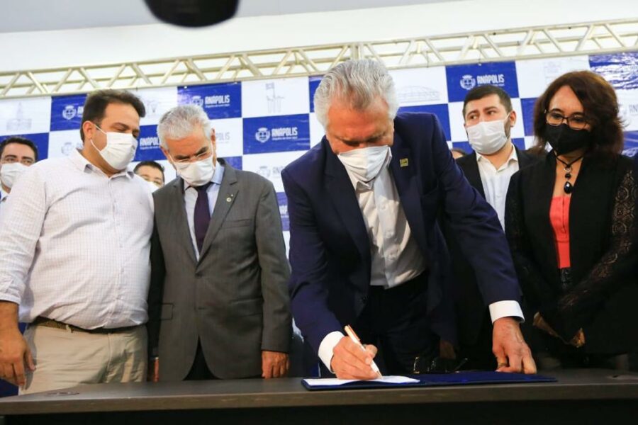 Em Anápolis, Caiado inaugura postos do Mais Empregos e do Mais Crédito