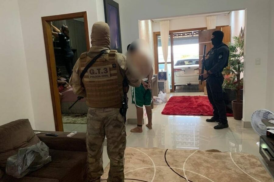 Operação Delegado Fake cumpre mandados em Goiânia