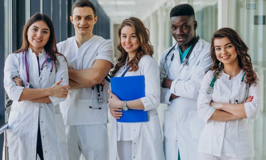 Hospital do Centro-Norte Goiano oferece mais de 300 vagas de trabalho