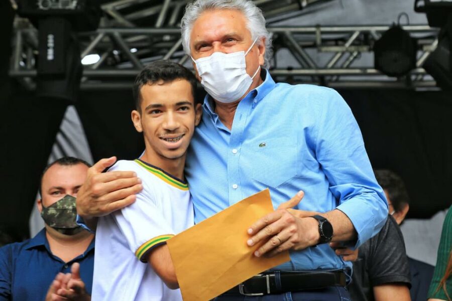 “A grande obra que quero realizar é cuidar das pessoas”, diz Caiado no aniversário de Moiporá