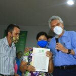 Agehab entrega 674 escrituras durante Mutirão Iris Rezende