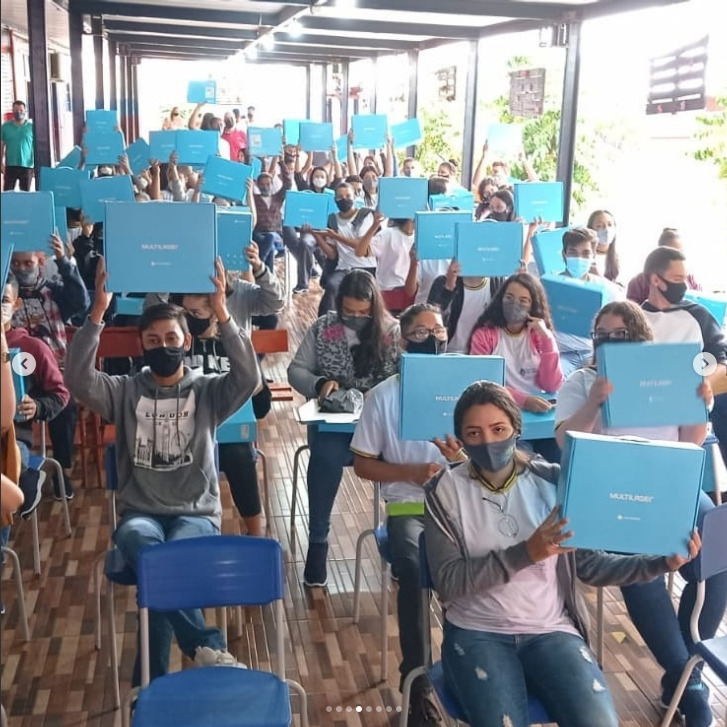 Regional de Educação de Santa Helena de Goiás intensifica entregas de chromebooks