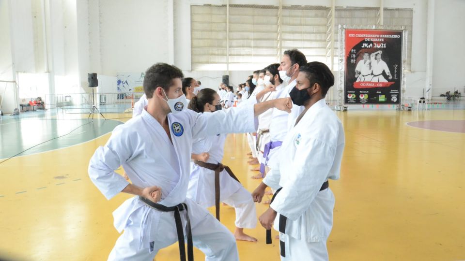 Centro de Excelência do Esporte recebe Campeonato Brasileiro de Karatê JKA