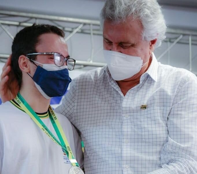 Estudante goiano está entre finalistas do Desafio Internacional de Matemática