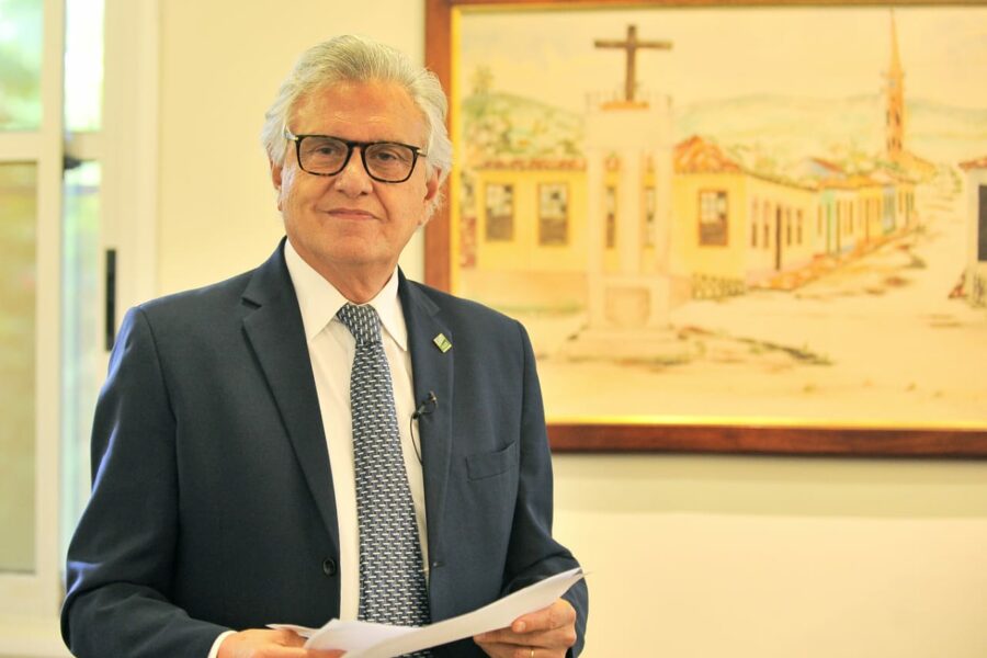 Governador acompanha assinatura da adesão do Estado ao RRF, em Brasília