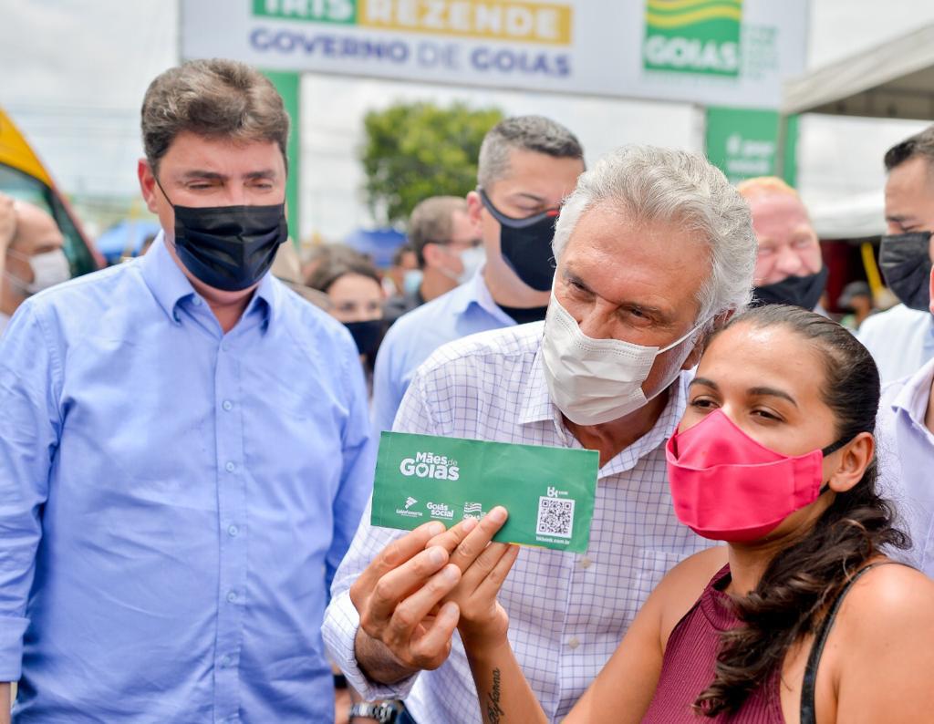 Sedi promove gincana solidária e entrega um computador no Mutirão de Aparecida