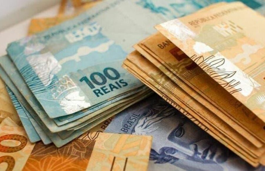 Procon oferece atendimento para consumidores superendividados