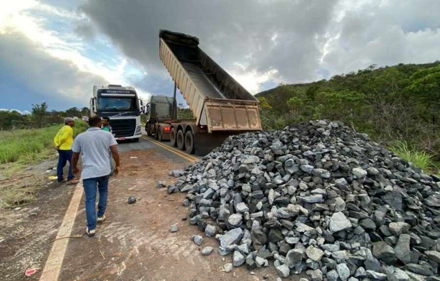 Goinfra investe R$ 80 milhões em ações emergenciais nas rodovias do Nordeste goiano