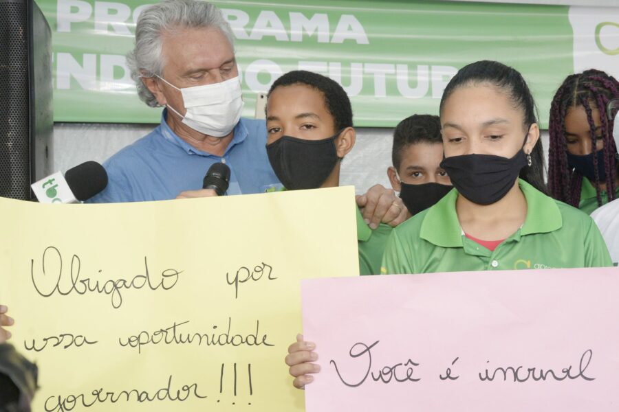 Jovens do programa Aprendiz do Futuro estão lotados em órgãos da administração