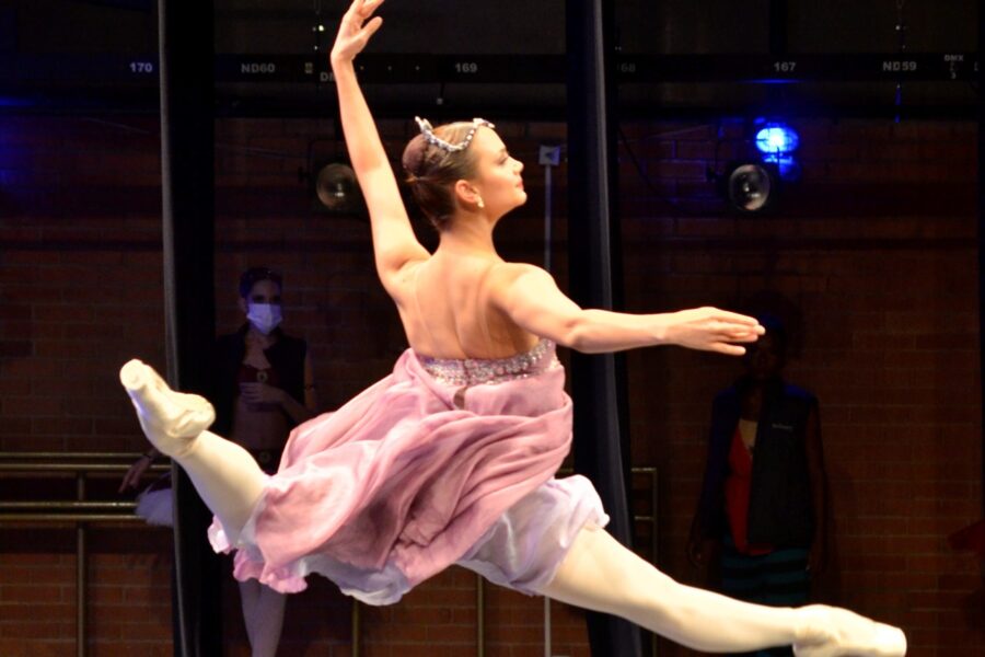 Basileu França classifica nove bailarinos para final do Youth America Grand Prix
