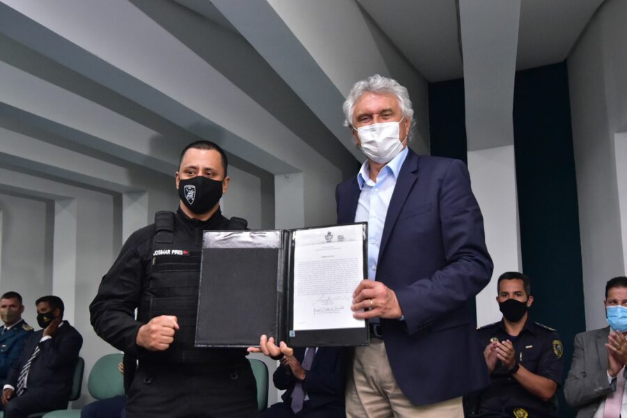 Governador empossa novo comandante da DGAP