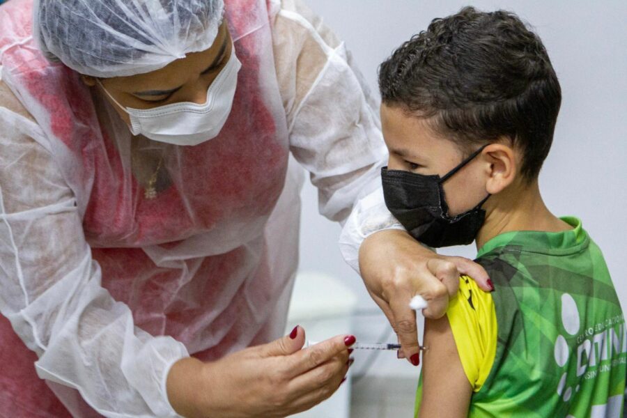 Dia “V” da Vacinação contra a Covid-19 será no sábado, 19, anuncia governador