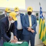 Governo e BB firmam protocolo de intenções para expansão da cadeia produtiva de mandioca