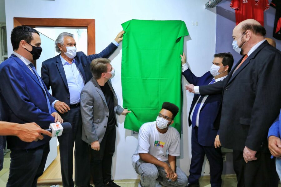 Governador inaugura estúdios multimídia da Agência Brasil Central