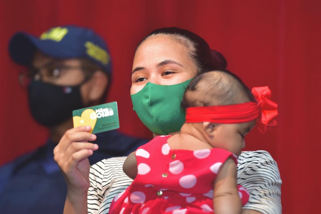 Governo investe em programas sociais, educação e empreendedorismo para mulheres