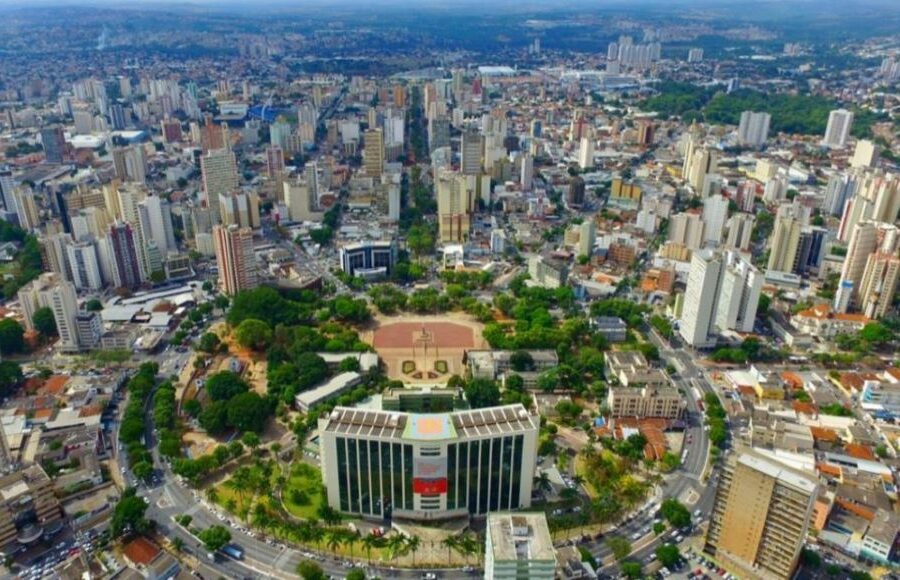 Terça-feira de sol e possibilidade de chuva em Goiás