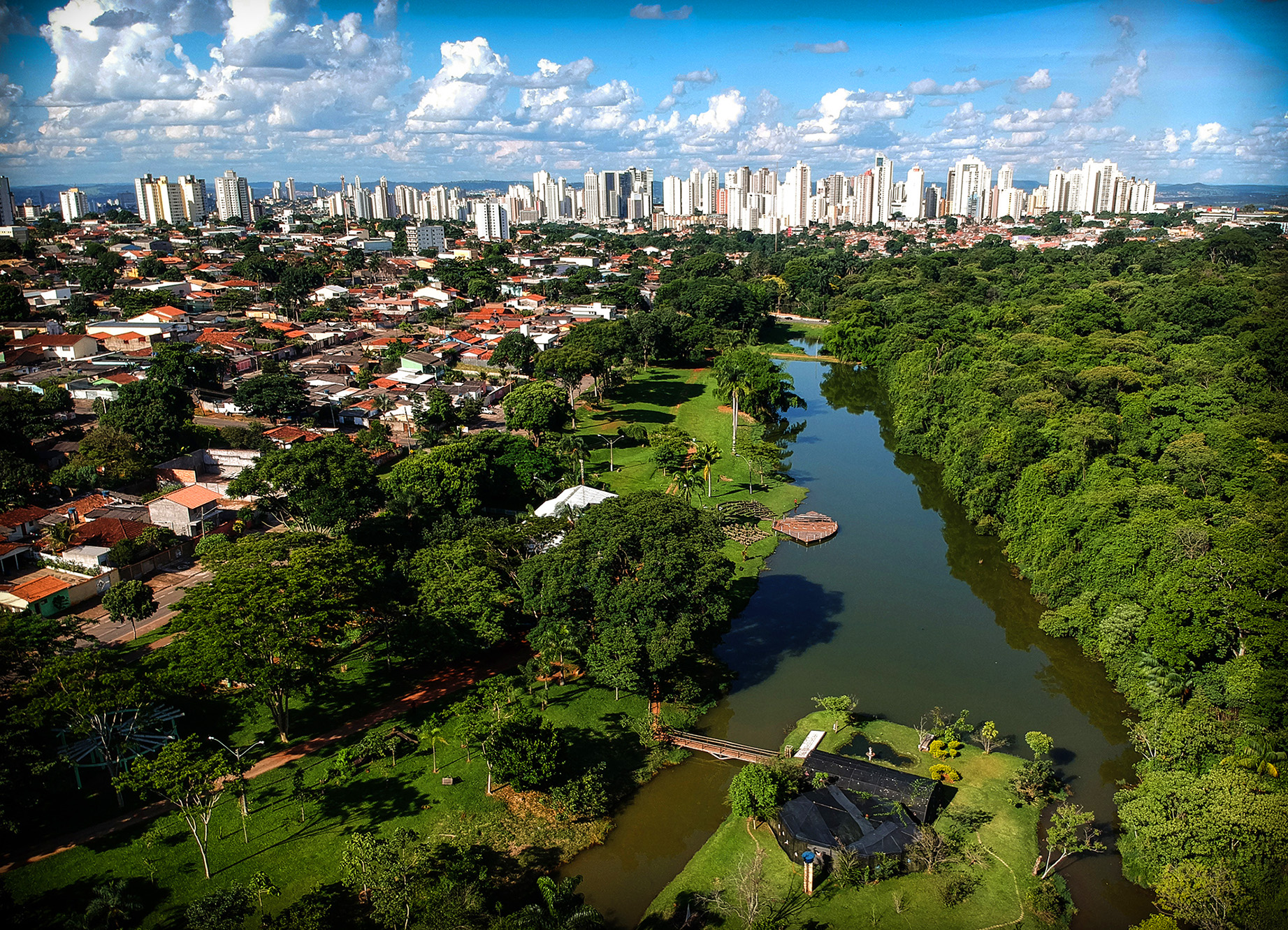 Frente fria pode trazer chuvas a Goiás nesta sexta, sábado e domingo