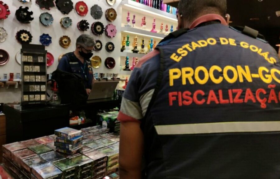Procon Goiás fiscaliza depósitos de gás de cozinha