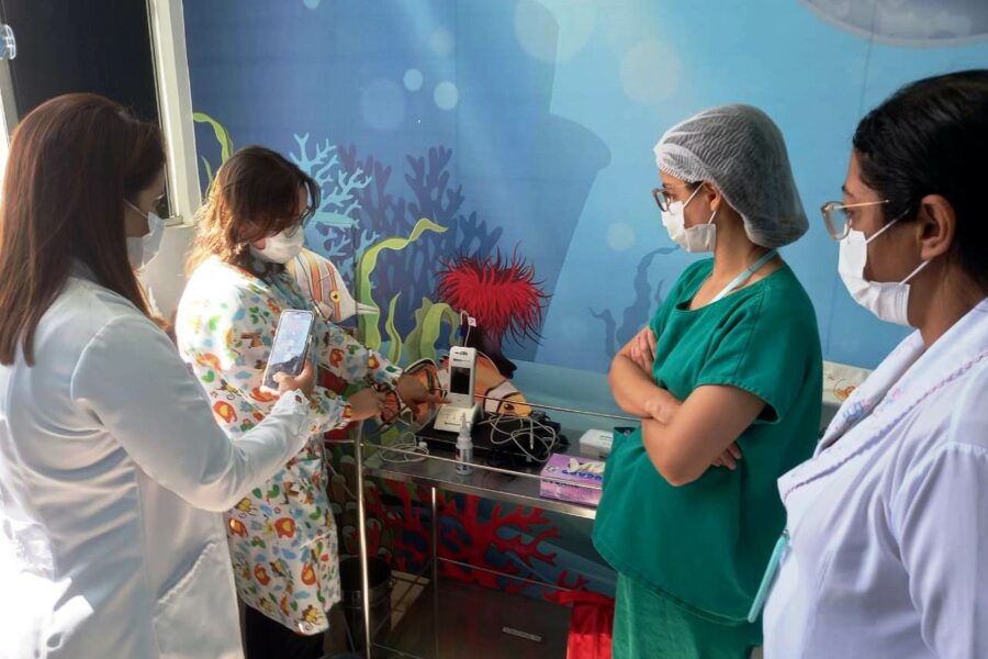 Hospital da Mulher capacita fonoaudiólogas para teste da orelhinha