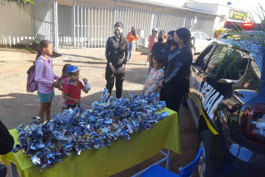 Reeducandas de Araçu produzem ovos de Páscoa em Curso de Confeitaria