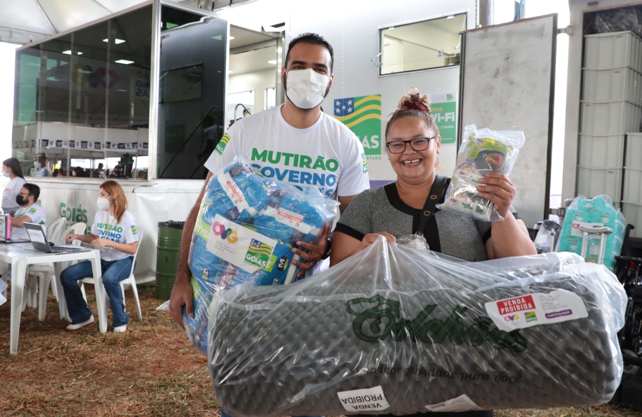 OVG entrega mais de 800 benefícios no 4º Mutirão Governo de Goiás