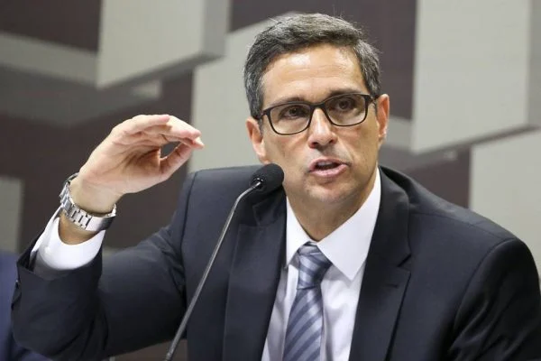 Presidente do BC diz que alta da inflação em março foi uma surpresa