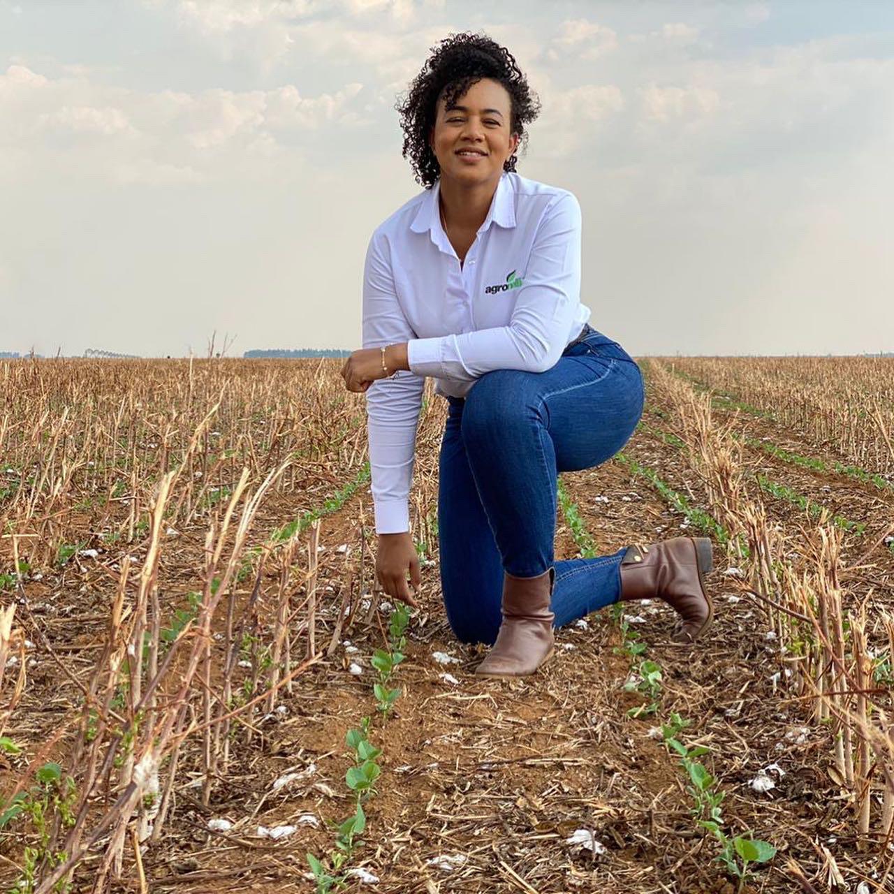 Participação da mulher para o desenvolvimento no campo foi tema de live na Emater