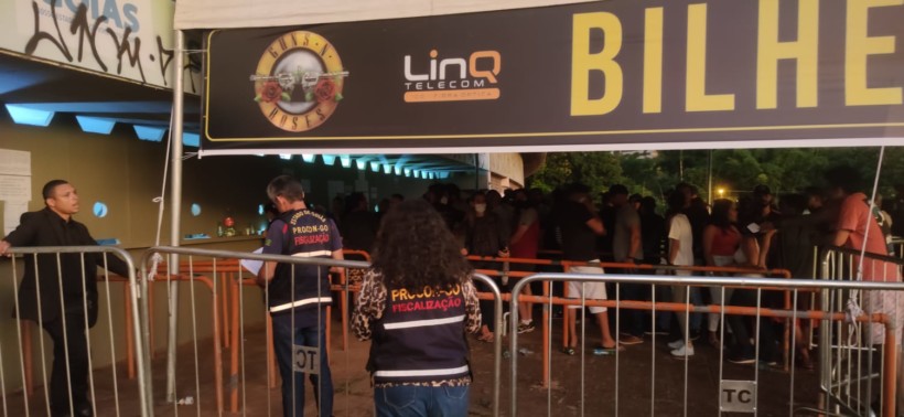 Procon Goiás autua site de venda de ingressos do show da banda Guns N Roses