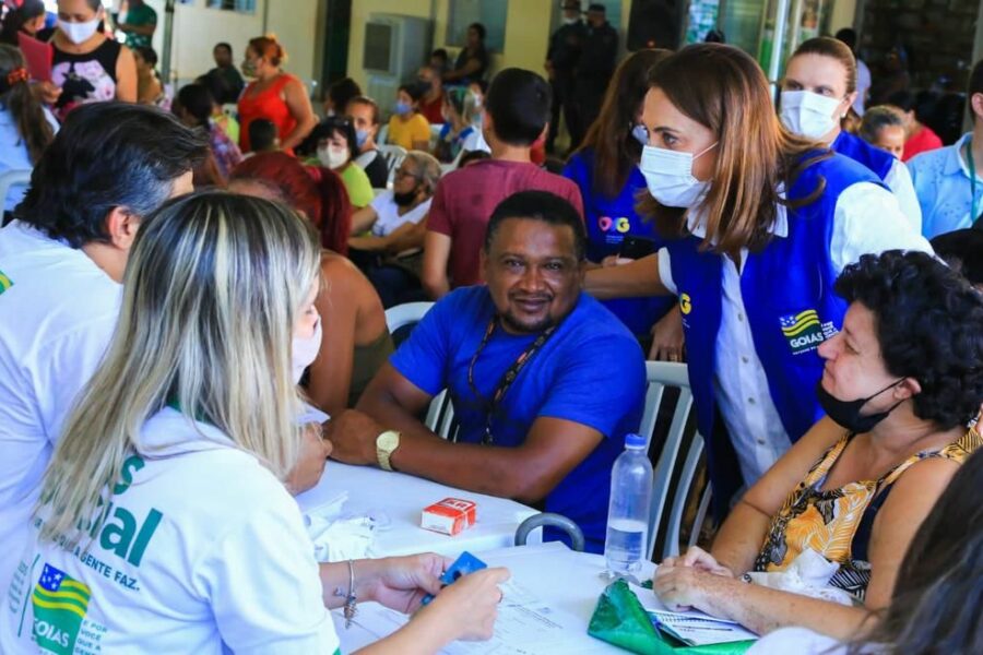 Goiás Social leva atendimentos e benefícios a moradores do Jardins do Cerrado