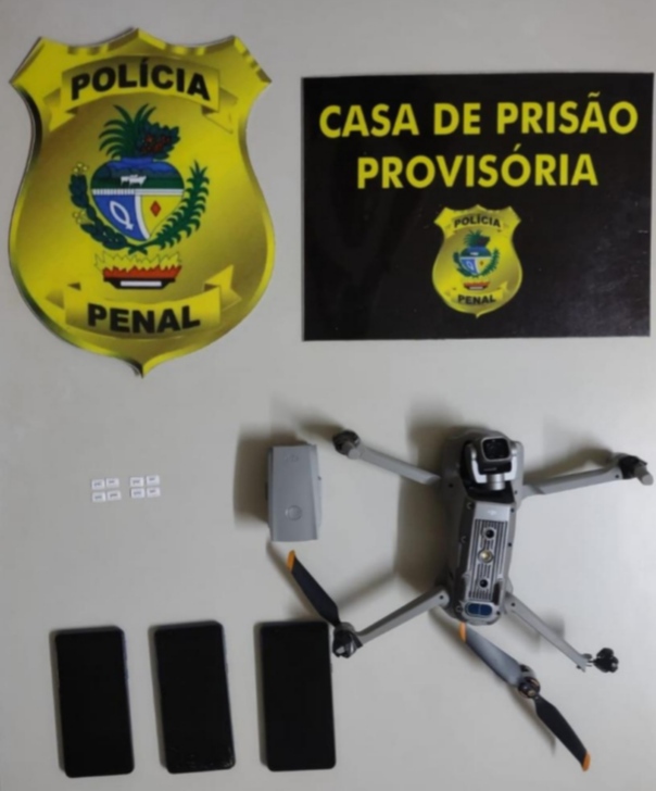 Polícia intercepta drone com ilícitos, no Complexo Prisional de Aparecida de Goiânia