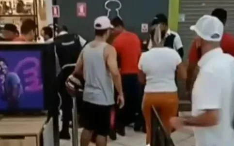 Preso suspeito de furtar loja e fazer mulher refém em shopping