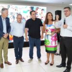 Primeira-dama recebe homenagem em Anápolis por trabalho social em Goiás