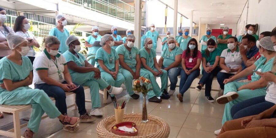Hospital Estadual de Itumbiara promove roda de conversa sobre humanização