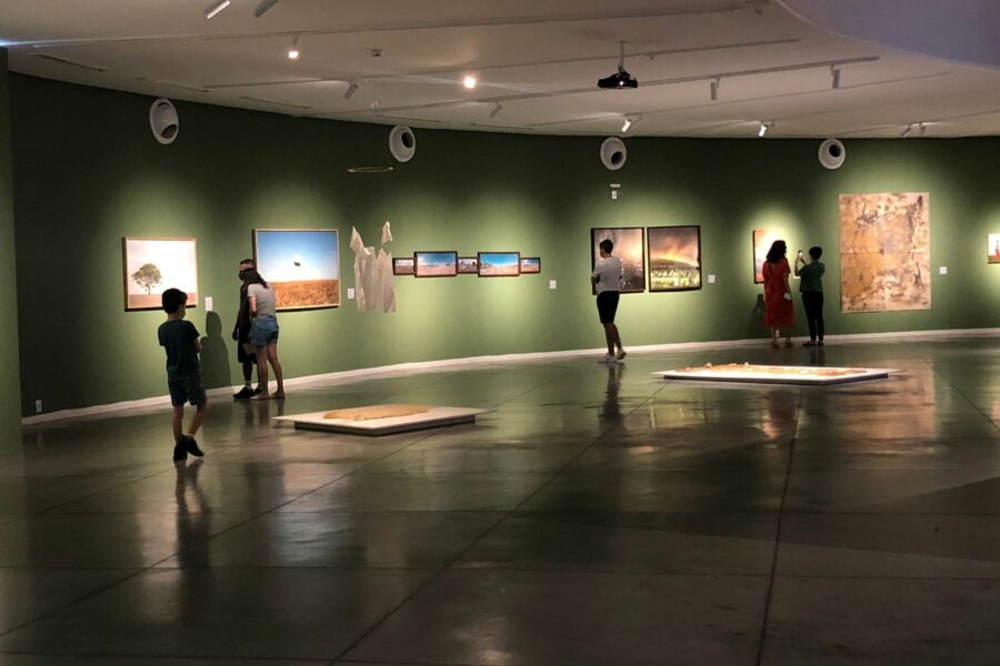 Reabertura do Museu de Arte Contemporânea atrai público nacional e internacional