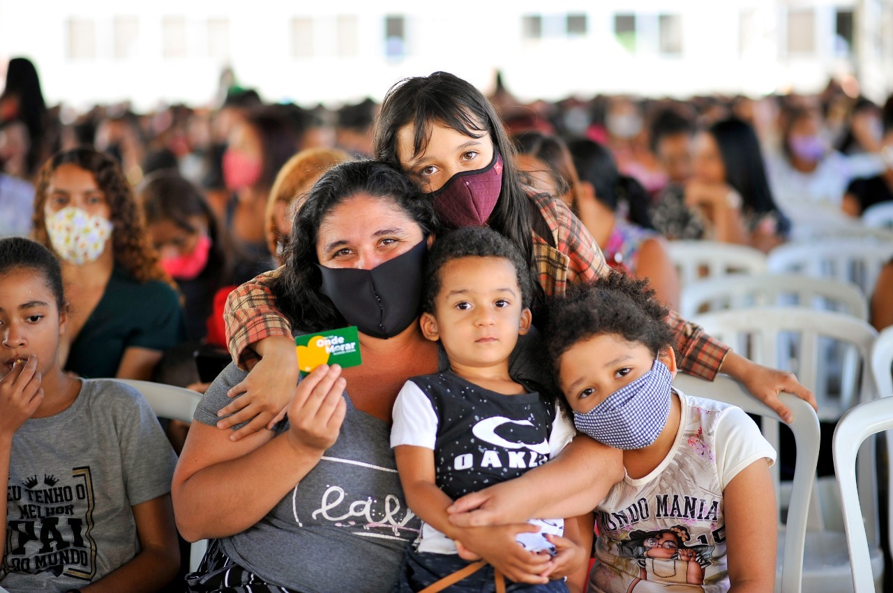 Agehab beneficia famílias de Santo Antônio do Descoberto com Aluguel Social