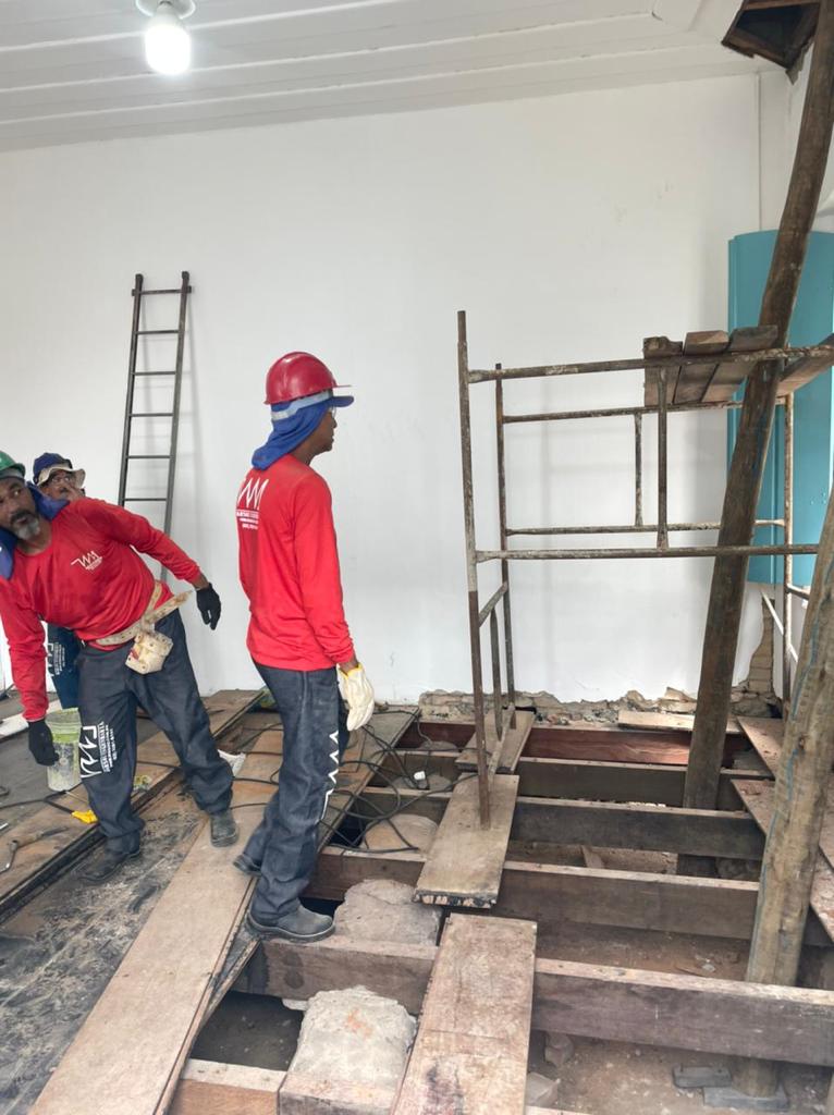 Em obras, Palácio Conde dos Arcos continua recebendo visitantes