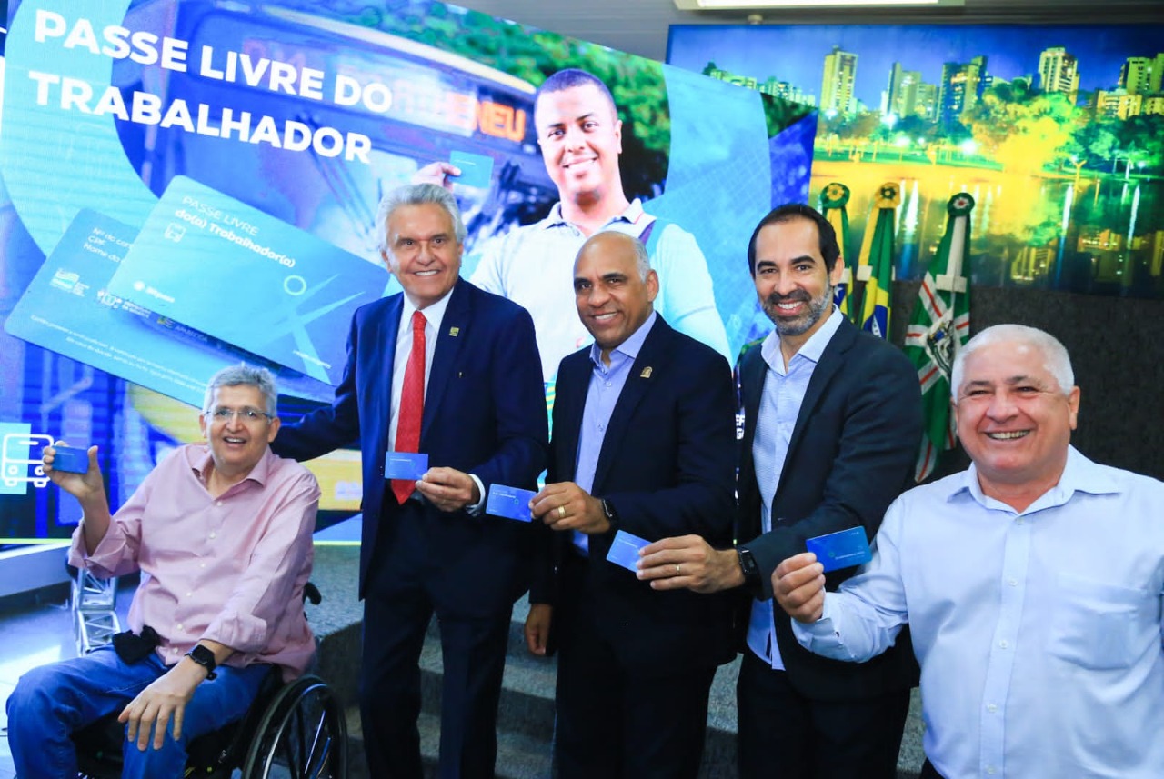 Caiado participa de lançamento do Passe Livre do Trabalhador