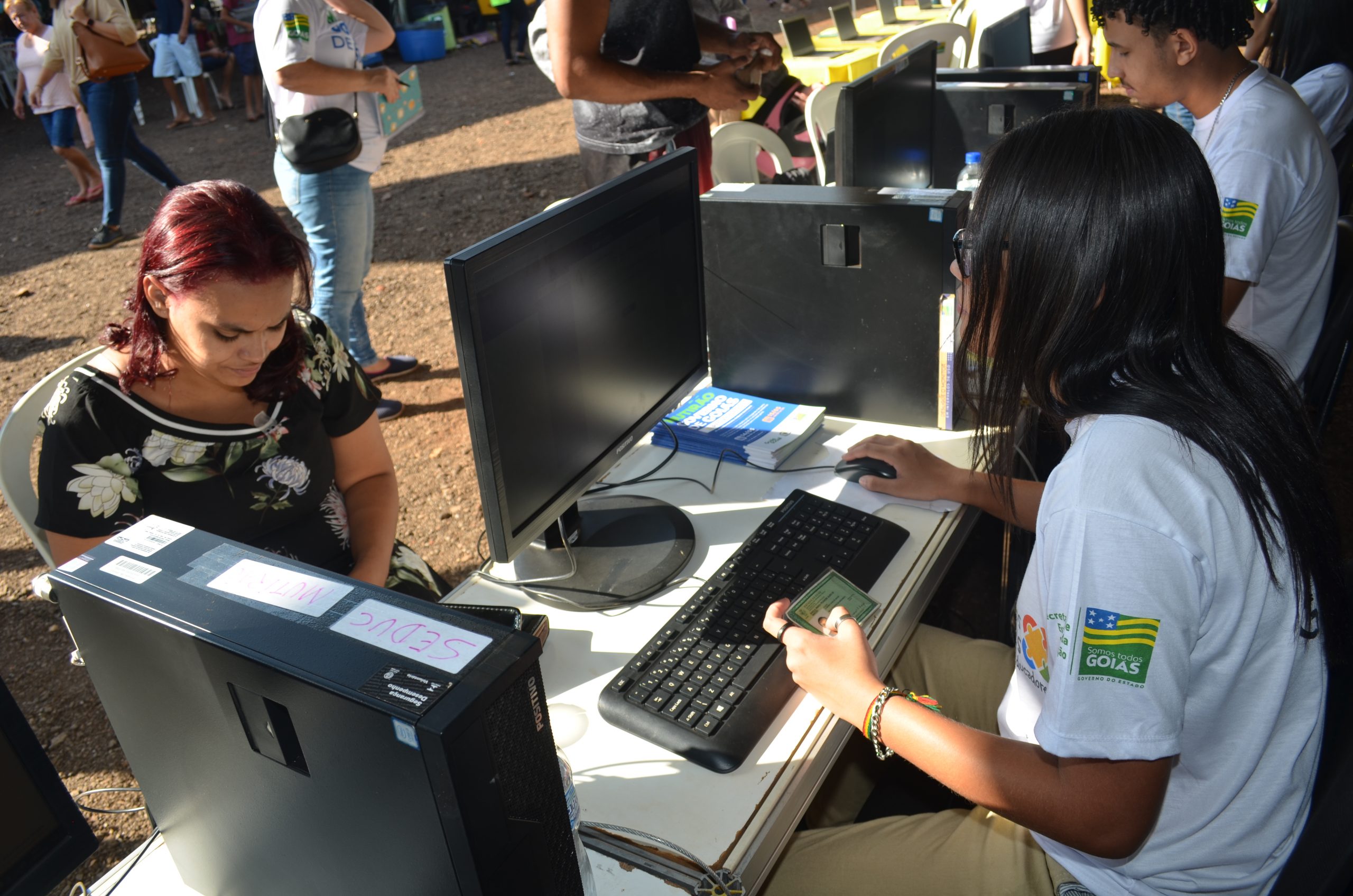 Mutirão: Seduc atende centenas de estudantes para inscrições ao Enem 2022