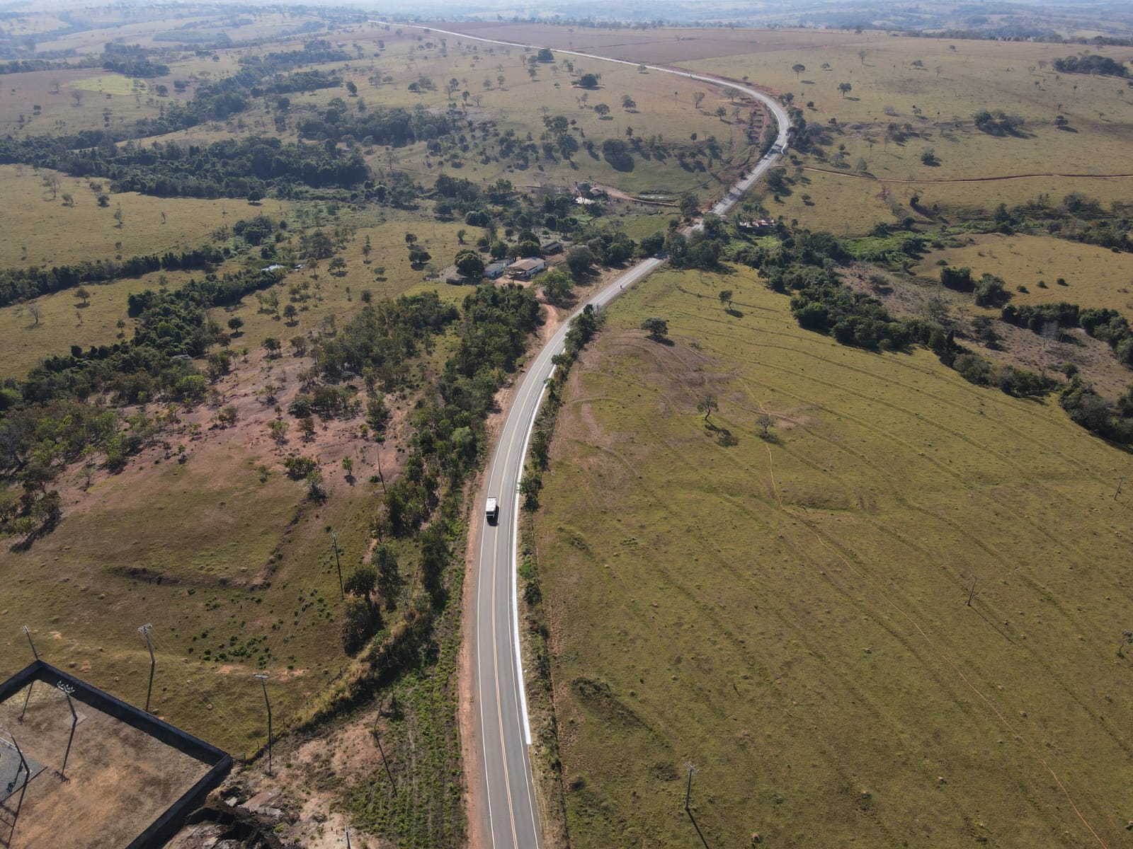 Em Buriti de Goiás, Caiado entrega recuperação da GO-326