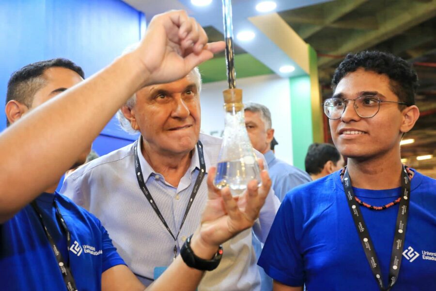 Caiado participa da programação, com a juventude, na Campus Party