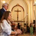 Caiado e Gracinha participam de missa de Corpus Christi na Catedral de Goiânia