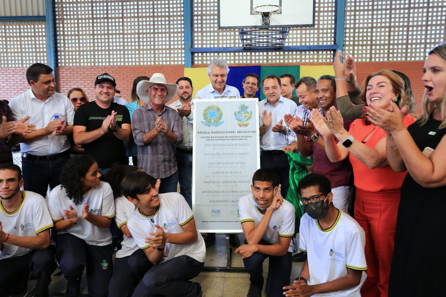 Em Santo Antônio do Descoberto, Caiado inaugura escolas padrão Século XXI