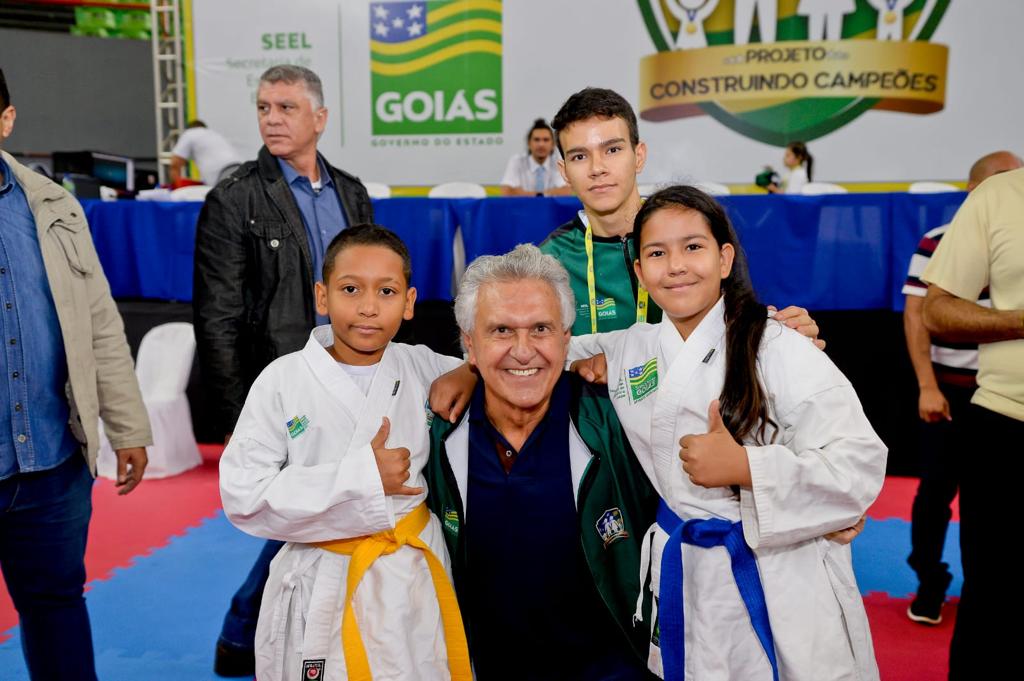 Ronaldo Caiado prestigia a 1ª Copa Construindo Campeões promovido pela Seel